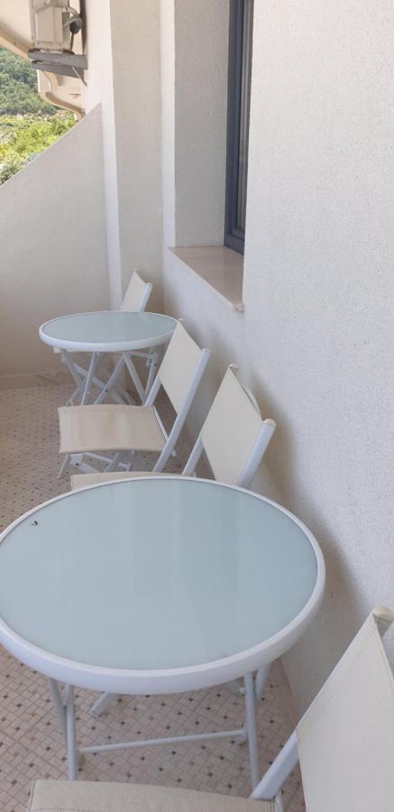 Apartmani Svetionik Budva Oda fotoğraf